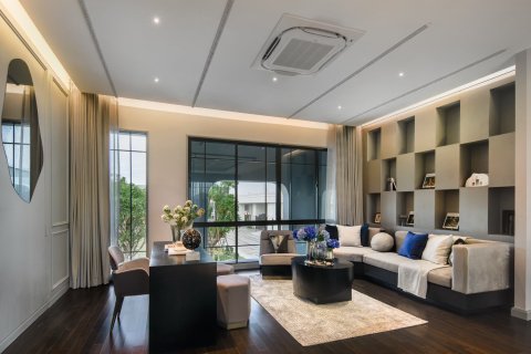 Chalet de 5 dormitorios en Bangkok, Tailandia № 165429 - foto 13