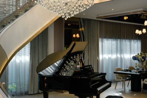 Chalet de 5 dormitorios en Bangkok, Tailandia № 165429 - foto 9