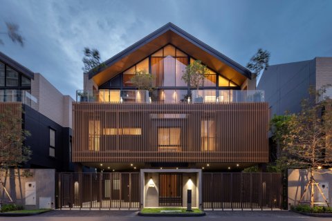 Chalet de 3 dormitorios en Bangkok, Tailandia № 165428