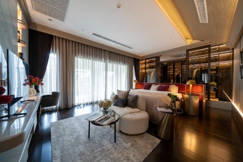 Chalet de 4 dormitorios en Bangkok, Tailandia № 165430 - foto 2
