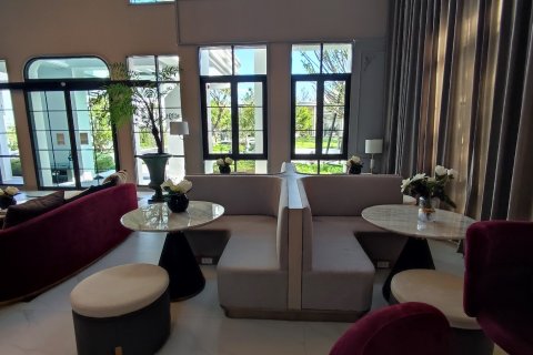 Chalet de 4 dormitorios en Bangkok, Tailandia № 165430 - foto 25