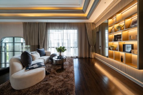Chalet de 4 dormitorios en Bangkok, Tailandia № 165430 - foto 12