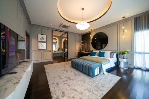 Chalet de 4 dormitorios en Bangkok, Tailandia № 165431 - foto 11