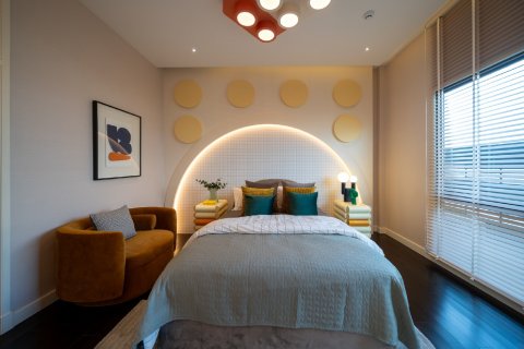 Chalet de 4 dormitorios en Bangkok, Tailandia № 165431 - foto 7