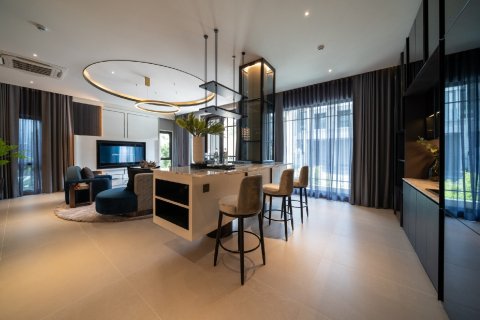 Chalet de 4 dormitorios en Bangkok, Tailandia № 165431 - foto 3