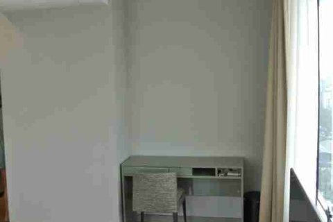 Condominio de 1 dormitorio en Thonburi, Bangkok, Tailandia № 183112 - foto 15