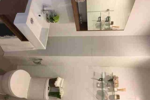 Condominio de 1 dormitorio en Bangkok, Tailandia № 183115 - foto 11