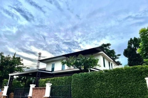 Casa de 4 dormitorios en San Kamphaeng, Tailandia № 171567 - foto 24