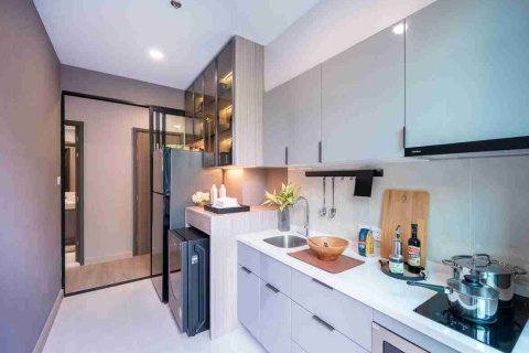 Condominio de 2 dormitorios en Phaya Thai, Bangkok, Tailandia № 183994 - foto 17
