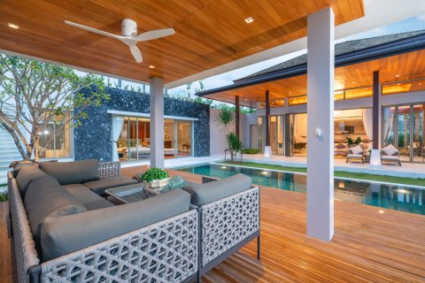 Casa de 4 dormitorios en Bang Tao, Tailandia № 180887 - foto 5