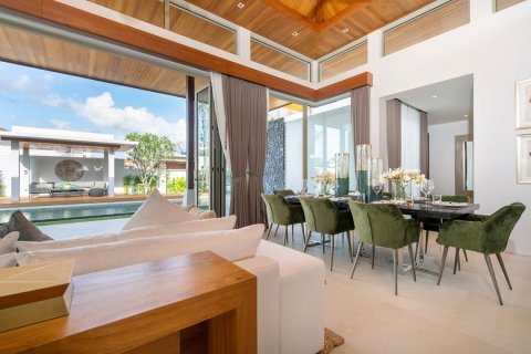 Casa de 4 dormitorios en Bang Tao, Tailandia № 180887 - foto 7