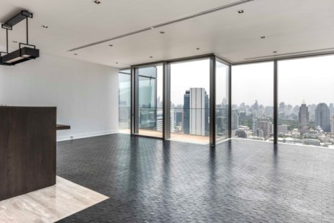 Condo in Bangkok, Thailand, 4 bedrooms № 180886