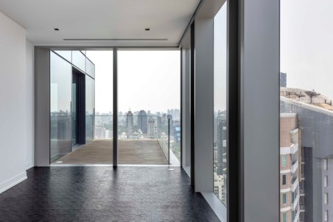 Condominio de 4 dormitorios en Bangkok, Tailandia № 180886 - foto 3