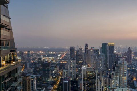 Condominio de 4 dormitorios en Bangkok, Tailandia № 180888 - foto 12