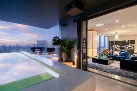 Condominio de 4 dormitorios en Bangkok, Tailandia № 180888 - foto 2