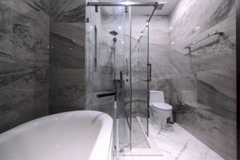Condominio de 2 dormitorios en Bangkok, Tailandia № 180884 - foto 7