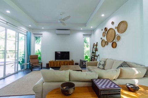 Chalet de 3 dormitorios en Hua Hin, Tailandia № 153941 - foto 3