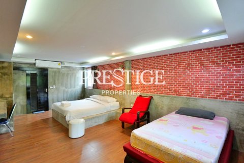 Propriété commerciale à Pattaya, Thaïlande 600 m2 № 198679 - photo 6