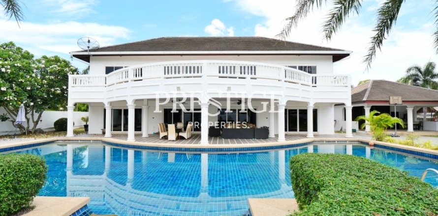Casa de 7 dormitorios en Pattaya, Tailandia № 198683