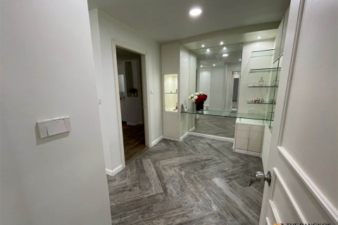Condo in Bangkok, Thailand, 3 bedrooms  № 186967