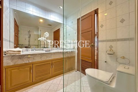 Condo à Pattaya, Thaïlande, 3 chambres  № 197612 - photo 22