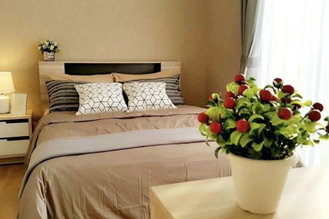 Condominio de 2 dormitorios en Watthana, Bangkok, Tailandia № 133698 - foto 6