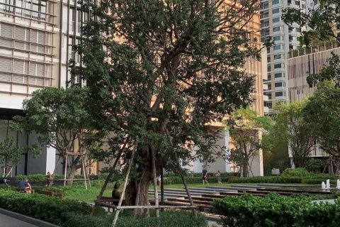Condominio de 2 dormitorios en Watthana, Bangkok, Tailandia № 133698 - foto 9