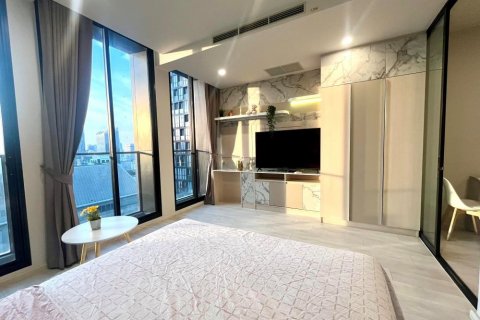 Condominio de 1 dormitorio en Pathum Wan, Bangkok, Tailandia № 133696 - foto 3