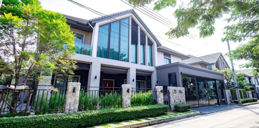 Chalet de 4 dormitorios en Bangkok, Tailandia № 133697