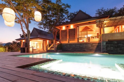 Casa de 5 dormitorios en Phuket, Tailandia № 66921