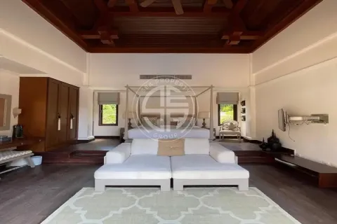 Chalet de 4 dormitorios en Phuket, Tailandia № 190672 - foto 5