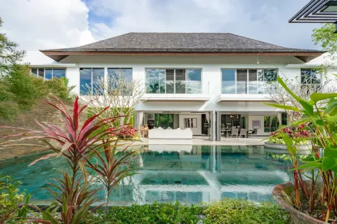 Chalet de 5 dormitorios en Phuket, Tailandia № 190671 - foto 22
