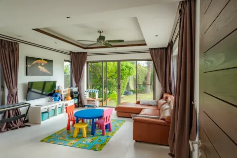 Chalet de 5 dormitorios en Phuket, Tailandia № 190671 - foto 14