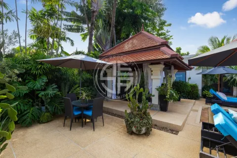 Chalet de 4 dormitorios en Bang Tao, Tailandia № 190669 - foto 20