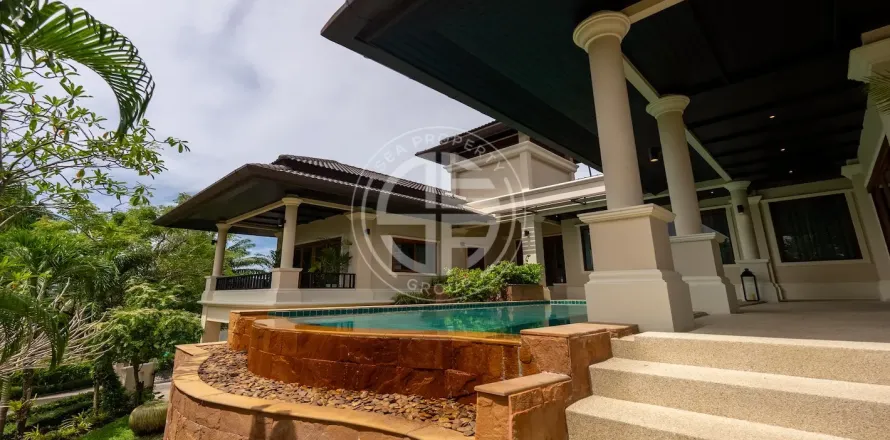 Chalet de 6 dormitorios en Layan Beach, Tailandia № 190675
