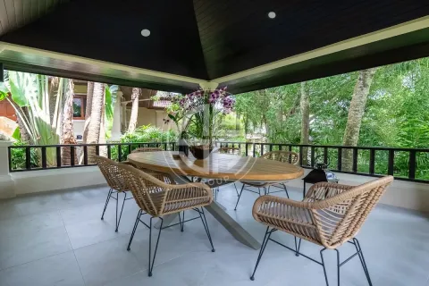 Chalet de 6 dormitorios en Layan Beach, Tailandia № 190675 - foto 20