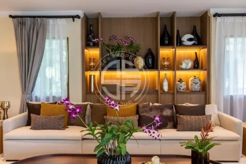 Chalet de 6 dormitorios en Layan Beach, Tailandia № 190675 - foto 2