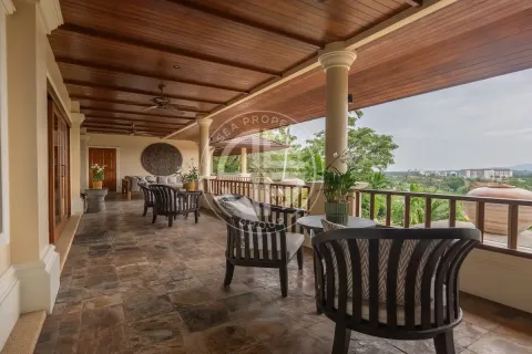 Chalet de 5 dormitorios en Layan Beach, Tailandia № 190674 - foto 16