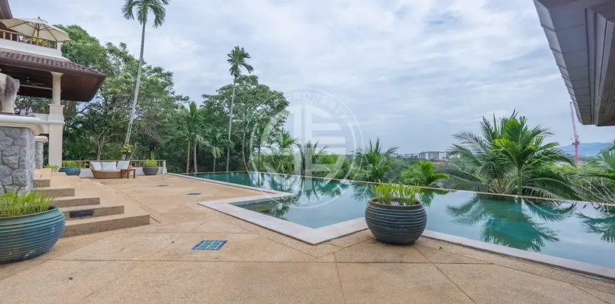 Chalet de 5 dormitorios en Layan Beach, Tailandia № 190674