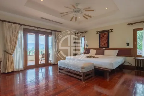 Chalet de 5 dormitorios en Layan Beach, Tailandia № 190674 - foto 12