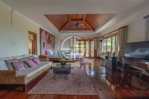 Chalet de 5 dormitorios en Layan Beach, Tailandia № 190674 - foto 4