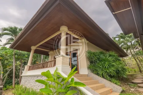 Chalet de 5 dormitorios en Layan Beach, Tailandia № 190674 - foto 18