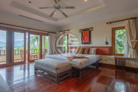 Chalet de 5 dormitorios en Layan Beach, Tailandia № 190674 - foto 14