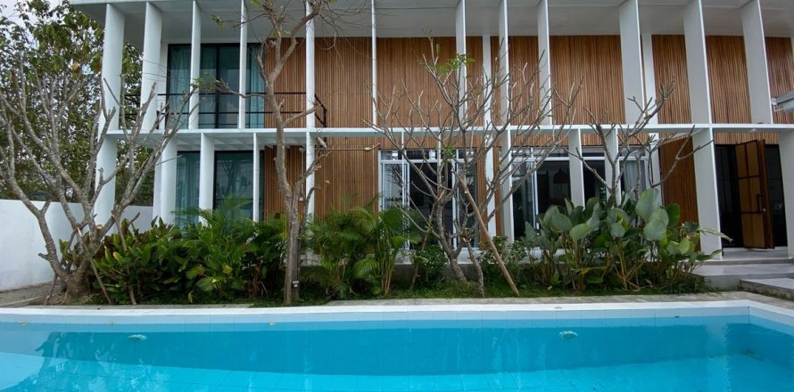 Casa de 4 dormitorios en Chiang Mai, Tailandia № 160070