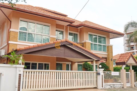 Studio on Jomtien Beach, Pattaya, Thailand № 202073