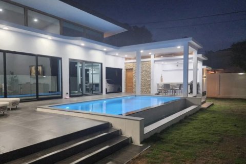 Casa de 3 dormitorios en Ko Samui, Tailandia № 135219 - foto 4