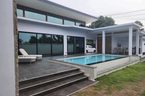Casa de 3 dormitorios en Ko Samui, Tailandia № 135219 - foto 2