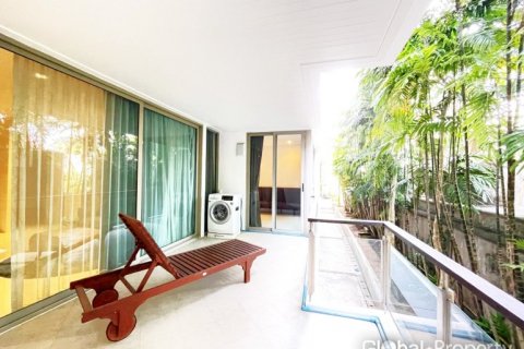 Condominio de 2 dormitorios en Pattaya, Tailandia № 135218 - foto 2