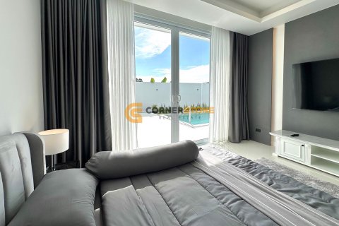 Estudio en Bang Lamung, Tailandia № 146492 - foto 17