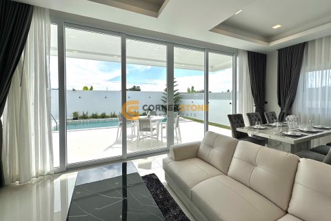 Estudio en Bang Lamung, Tailandia № 146492 - foto 10